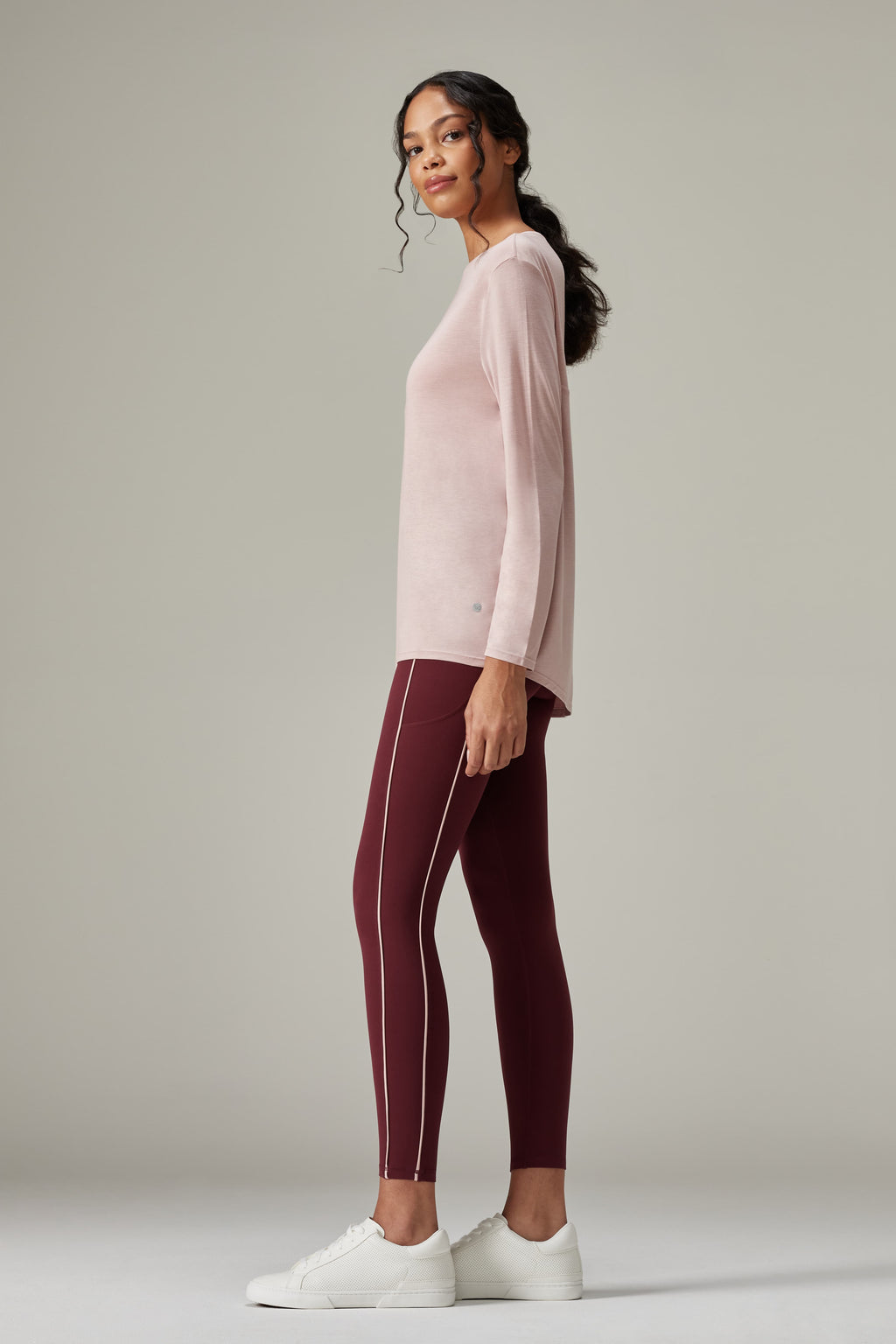 Weightless Performance legging  (Inseam 25”)